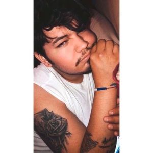 Meet your Posher, Cory